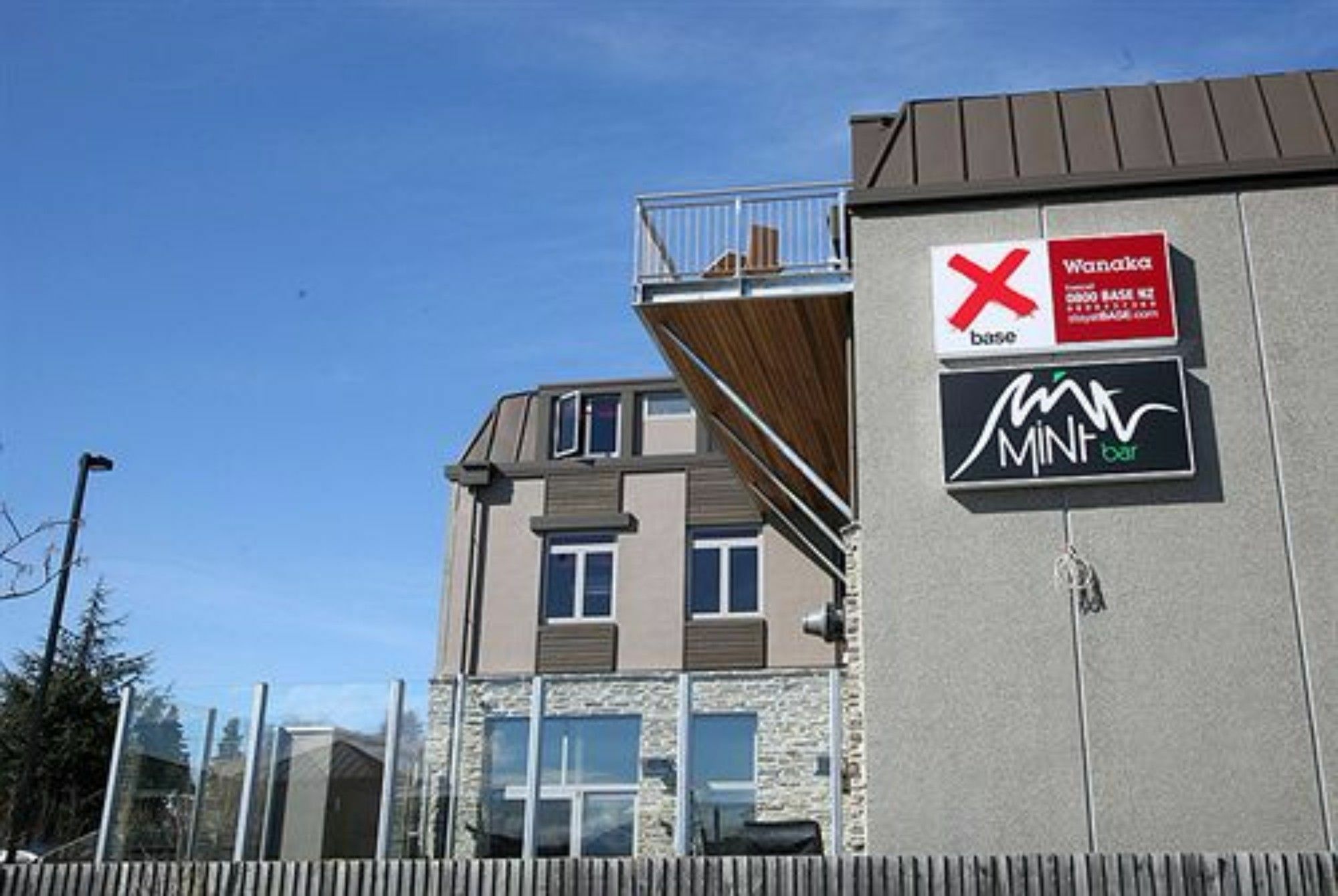 Base Wanaka Hostel Buitenkant foto